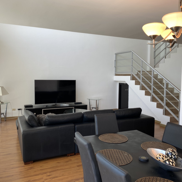 Exclusive and spacious LOFT for rent located on Avenida Balboa