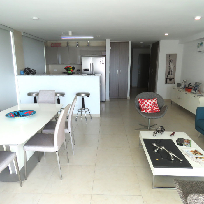 Beautiful 2 bedroom apartment for sale located in area of Costa del Este