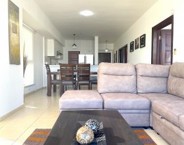 Cozy 2 bedroom furnished apartment for rent located on Avenida Balboa
