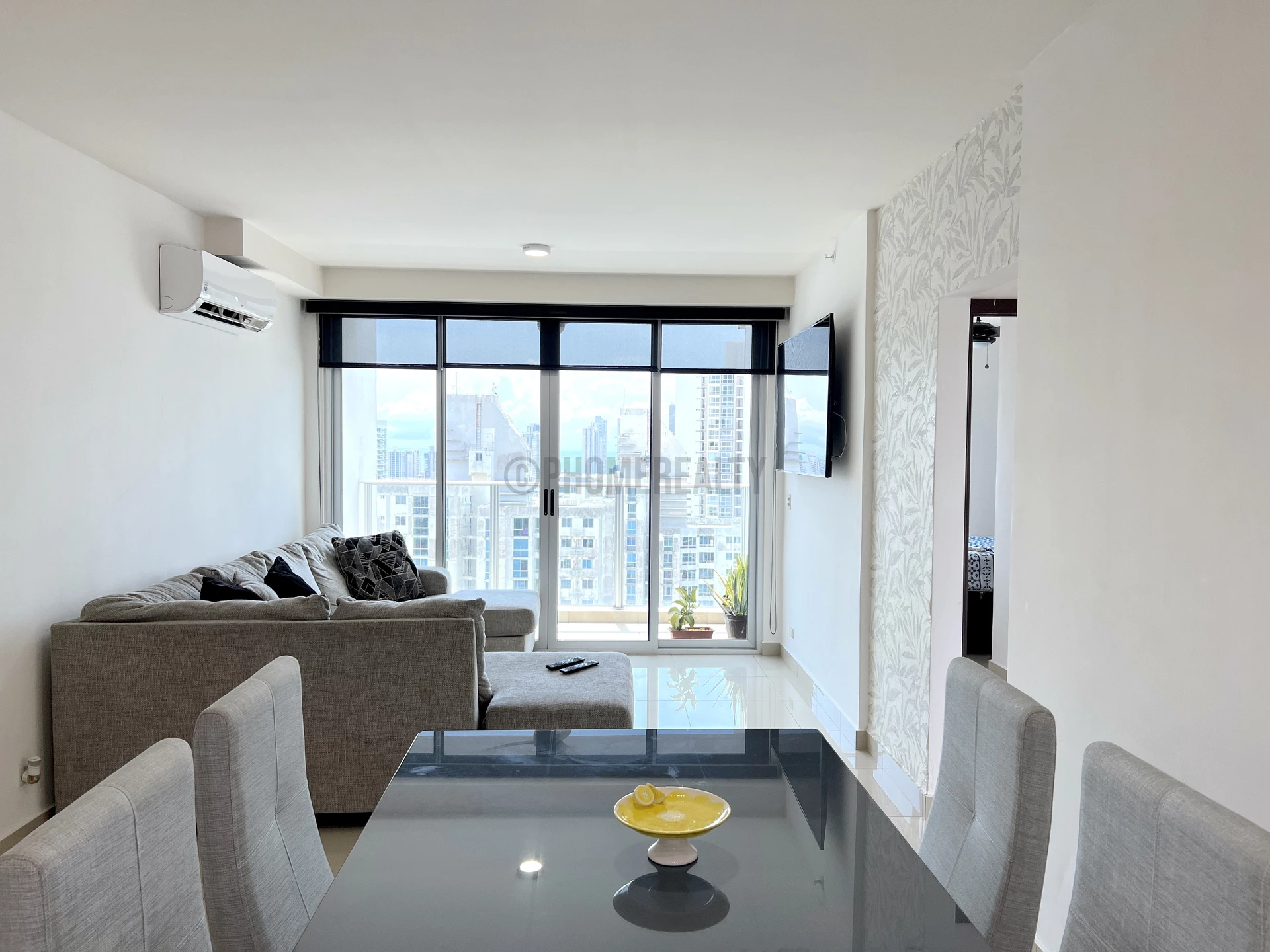 Cozy apartment for rent in the city center