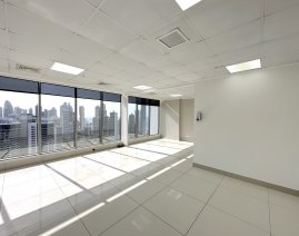 Office for rent ready to move in located in BICSA Tower