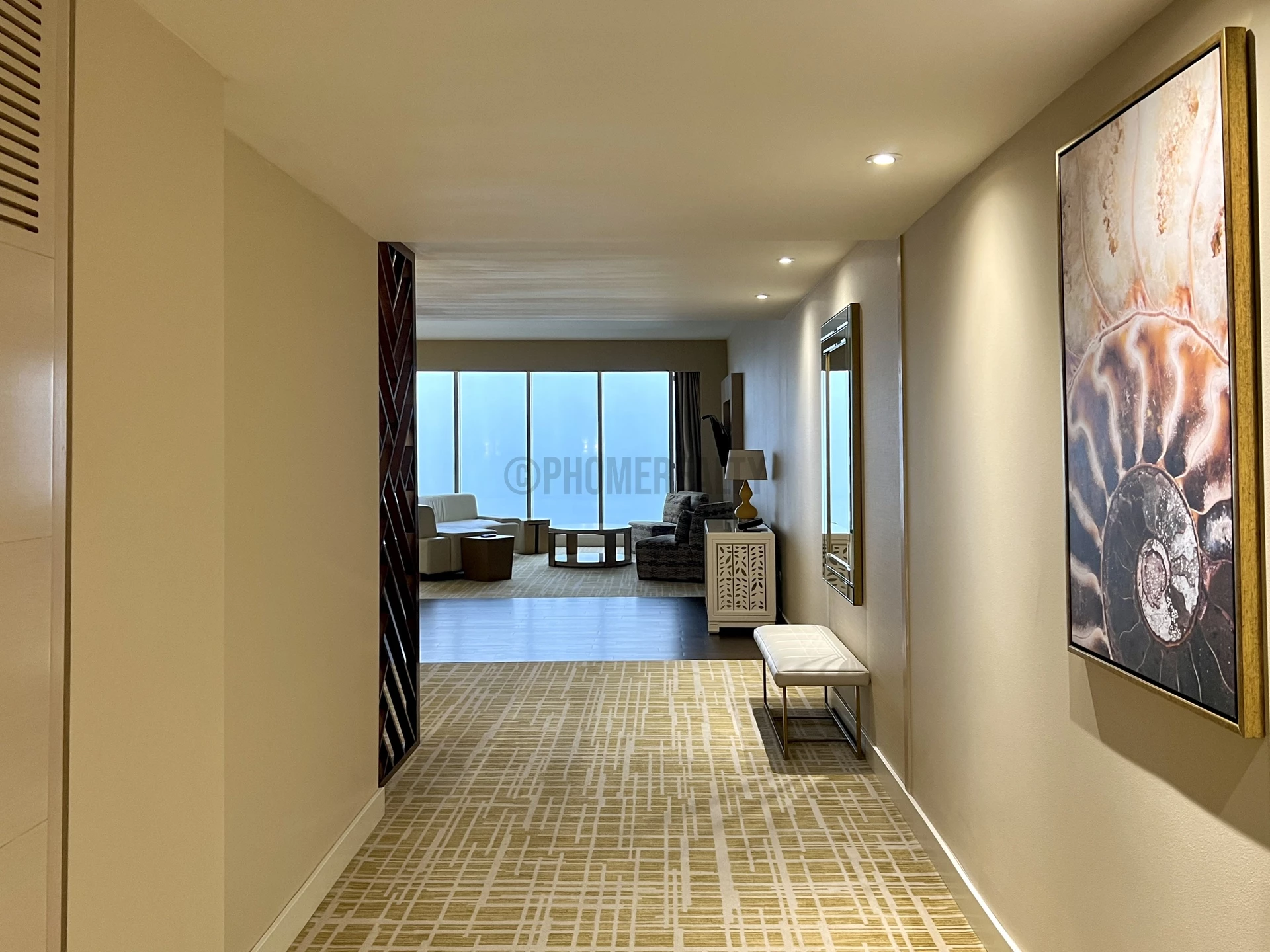 Fully furnished 1 bedroom apartment in Waldorf Astoria for rent