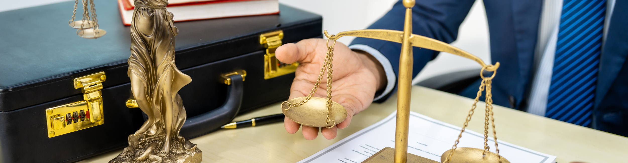 Do You Need a Real Estate Lawyer in Panama? Why It’s Essential for Buying Property Safely (2026 Guide)