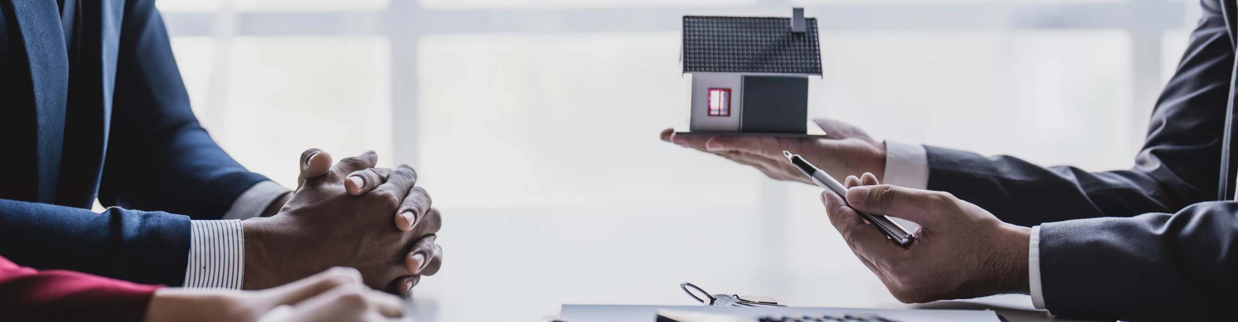 Is an Investment Apartment with a Mortgage Really Profitable? Why It Only Makes Sense with 50% Equity — or Cash