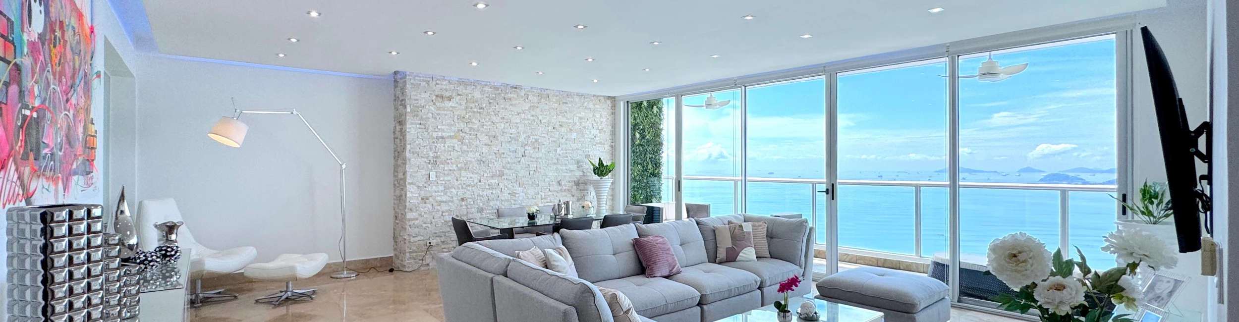 Por Qué una Visita Inmobiliaria Exitosa en Panamá Comienza Antes de Entrar al Primer Apartamento