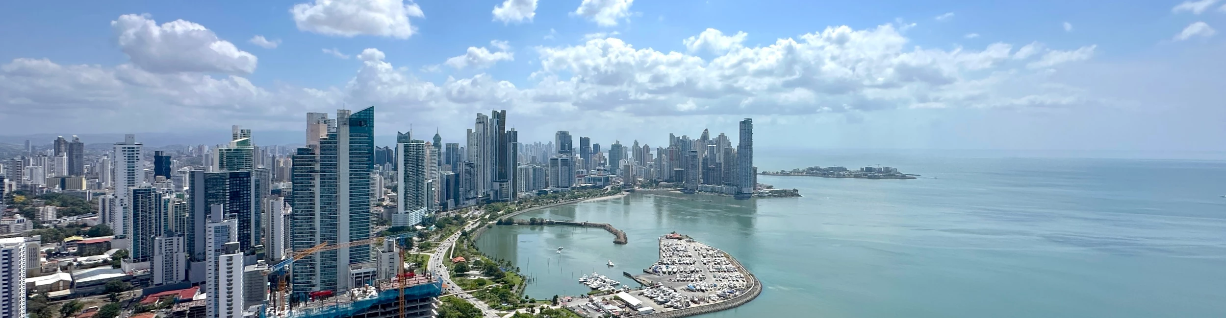 Avenida Balboa & Cinta Costera – The Complete 2025 Guide to Panama City’s Most Iconic Waterfront Boulevard