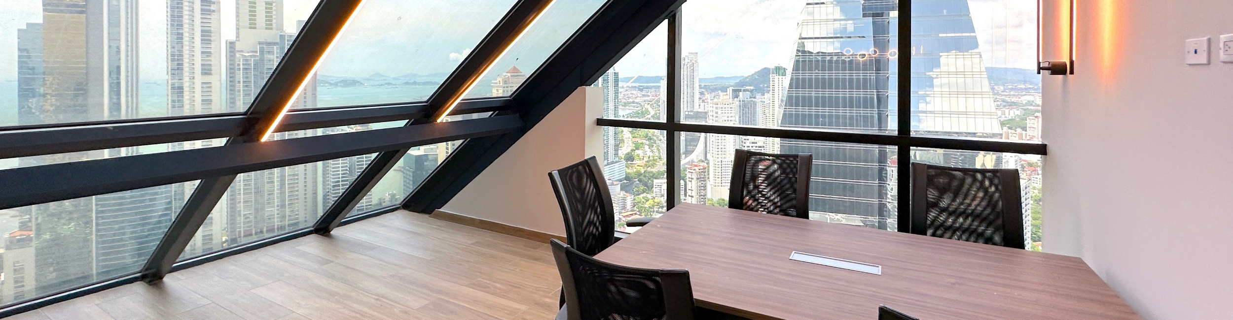 Are Offices in Panama City Still a Good Investment? An Investor’s Reality Check